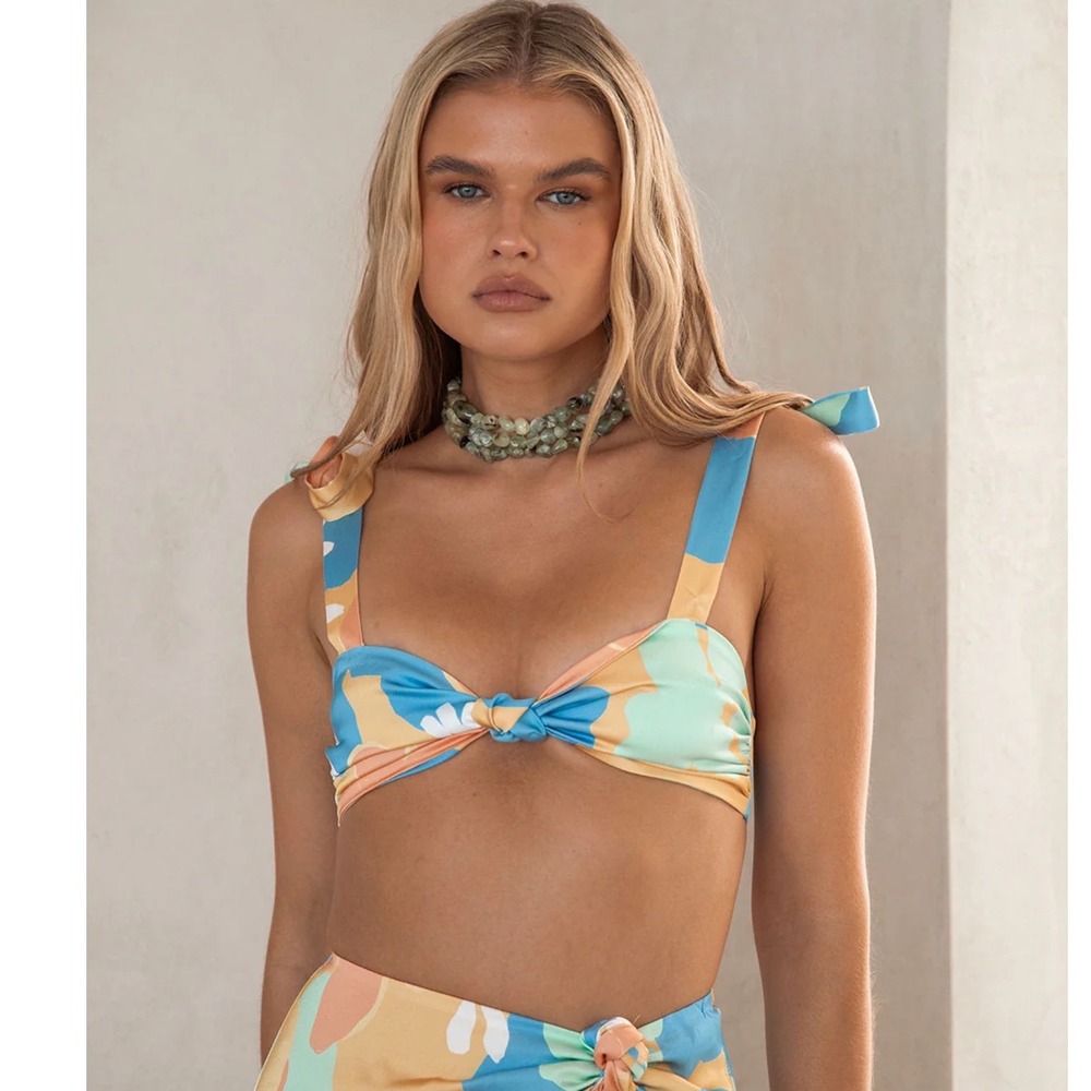 SABO Loviana Top Remi Tropical Print Knot Front Tie Strap Crop Top Size S US 4